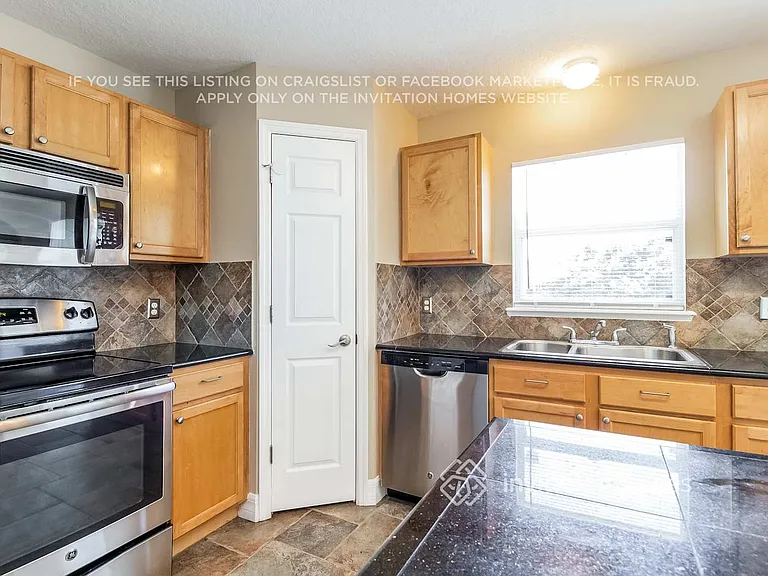 1838 Corner Meadow Cir — Photo 8