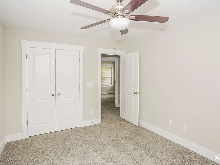 117 Fort Worth Ave — Photo 8