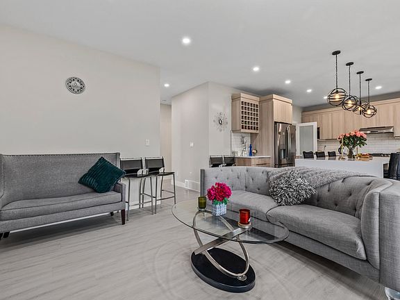 5th image of 5225 55th St #55