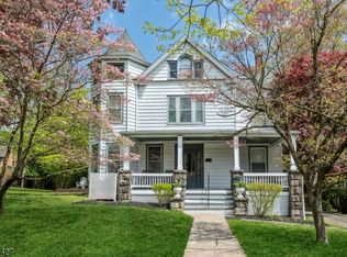 137 Closter Dock Rd, Closter, NJ 07624