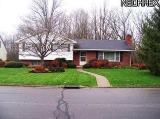 1090 Ridgecrest Dr, Wooster, OH 44691