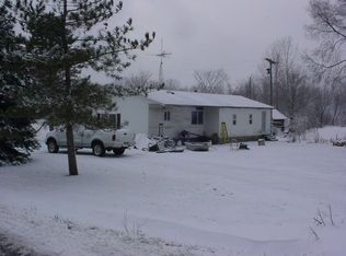 1184 Clarendon Rd, Quincy, MI 49082