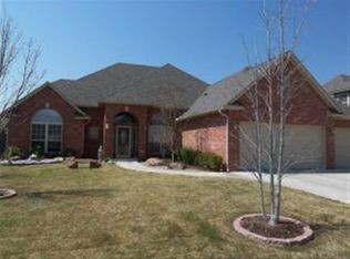 604 Trisha Ln, Norman, OK 73072