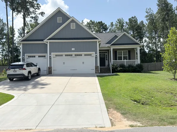 108 Godwin Ct, Sanford, NC 27330