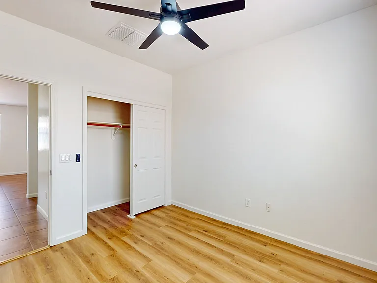 7123 W Festival Way — Photo 25