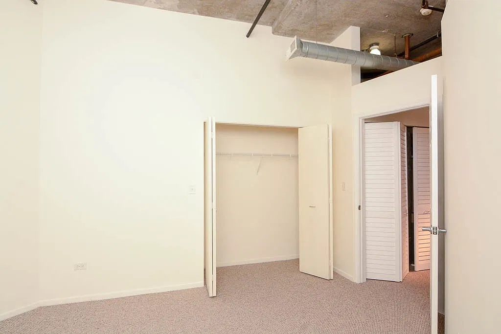 2 bed, 1200 sqft, $3,000 — Photo 4