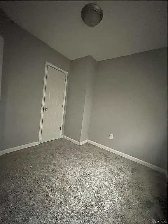 312 Cambridge Ave — Photo 3