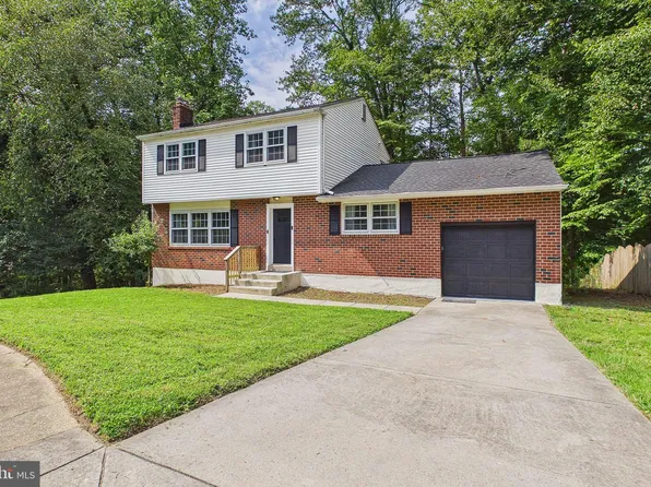 545 E Hanna Dr, Newark, DE 19702