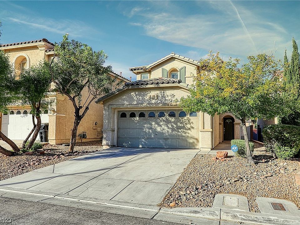 1st image of 210 Bella Matese Ave