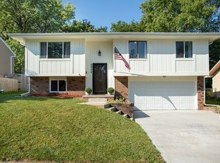 5922 S 137th St, Omaha, NE 68137