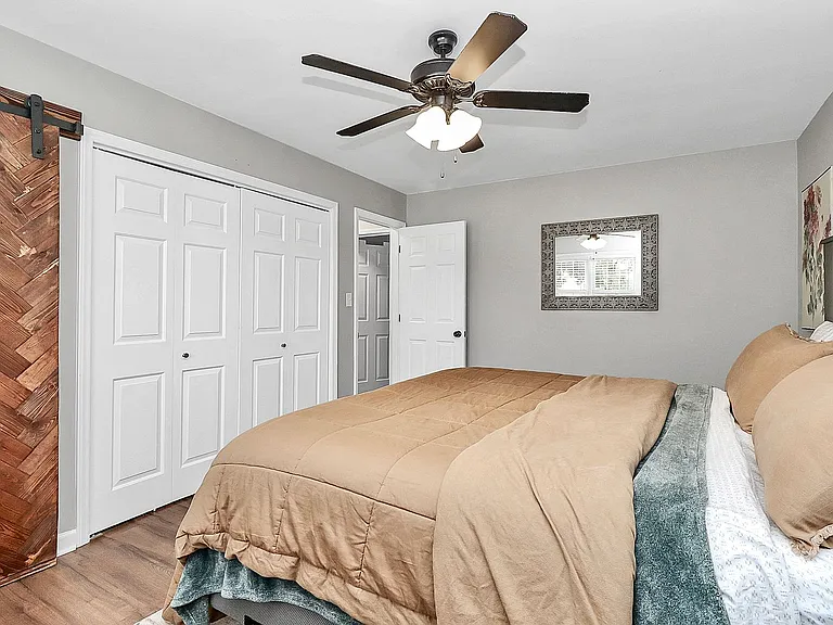 4227 Deerfield Dr — Photo 20