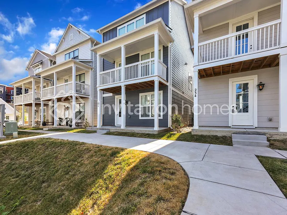 236 Founders Ln