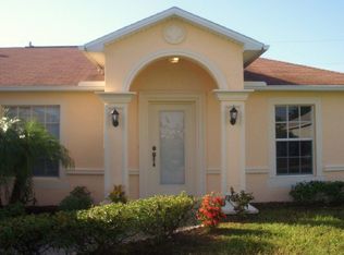 1918 NE 20th St, Cape Coral, FL 33909
