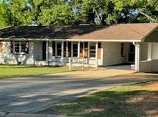 1818 Hallmark Dr, Griffin, GA 30223