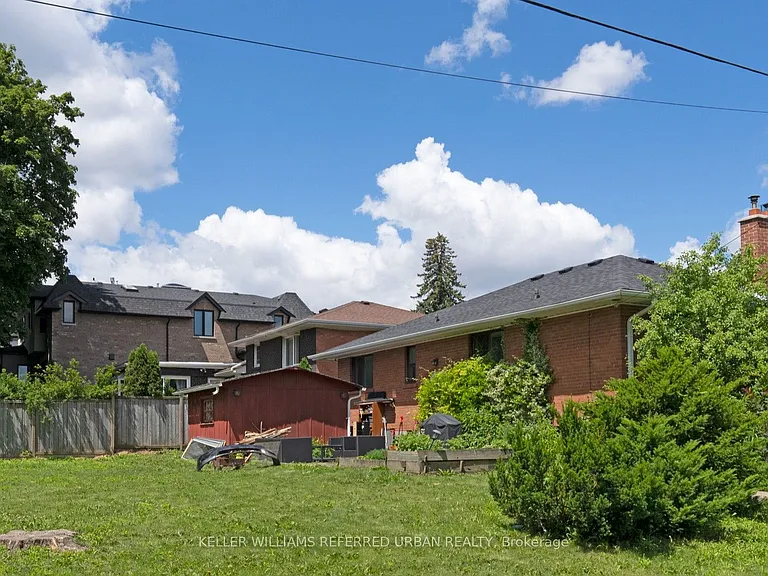 153 Newton Dr — Photo 4