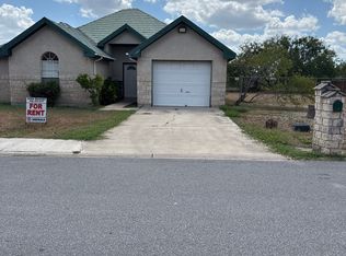 8404 Las Palmas Dr, Pharr, TX 78577