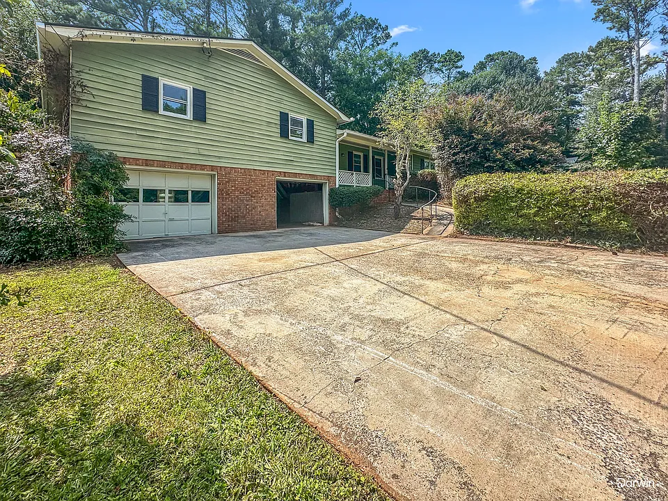 4231 Marsh Rd