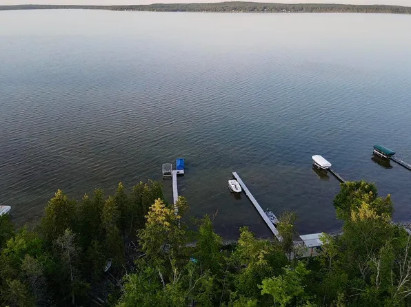 3206 Hidden Ridge Rd, Alanson, MI 49706