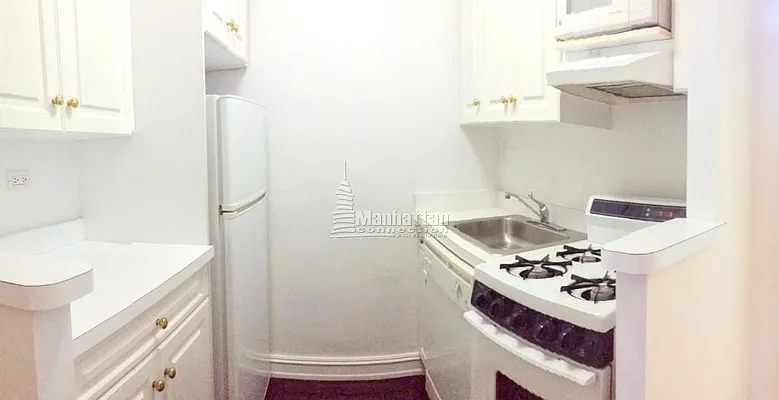 Rented by Manhattan Connection | media 22