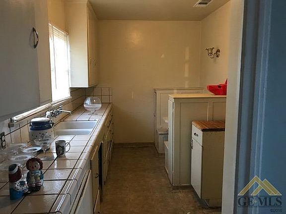 5th image of 203 A St