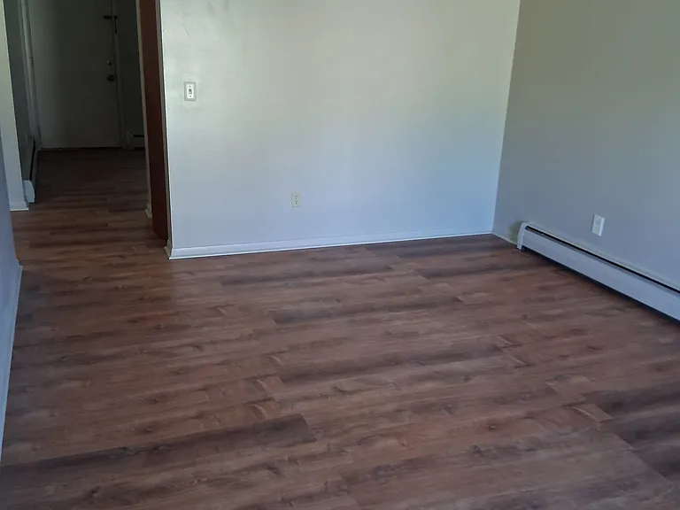 43008 Emerald Dr #1B — Photo 3