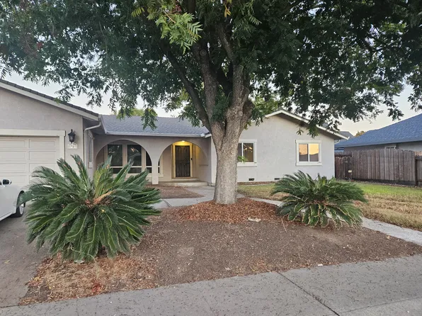 1304 Fruitridge Dr, Modesto, CA 95351