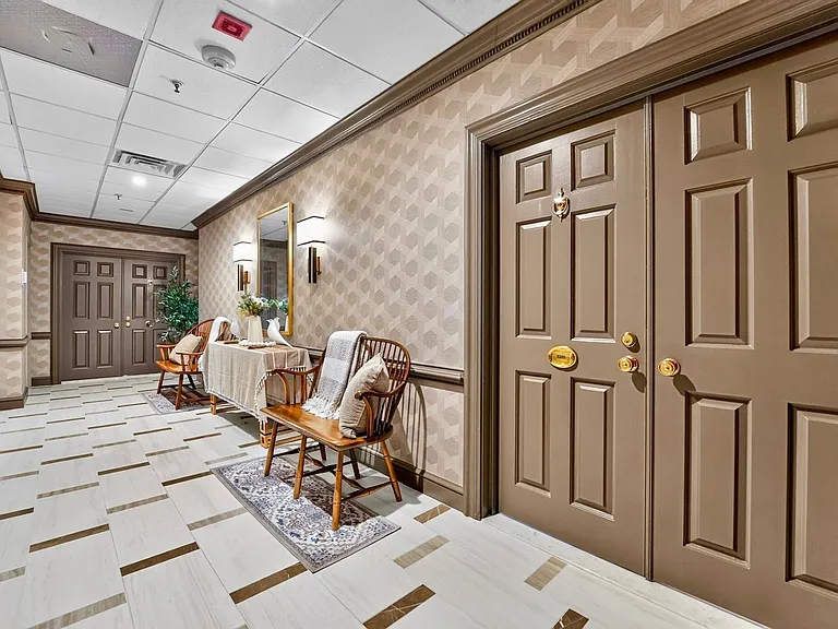 10 E Lee St #2305 — Photo 4