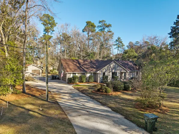 110 Parkwood Dr, Summerville, SC 29483