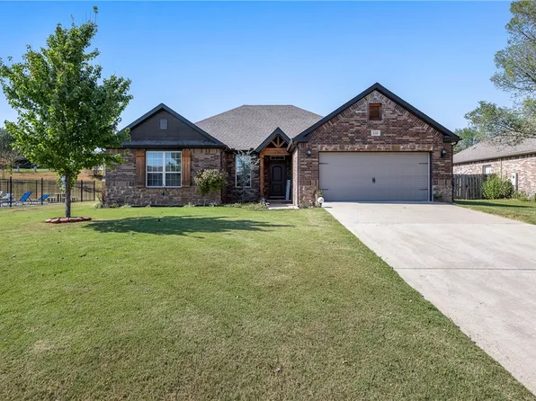 116 Colville St, Lowell, AR 72745