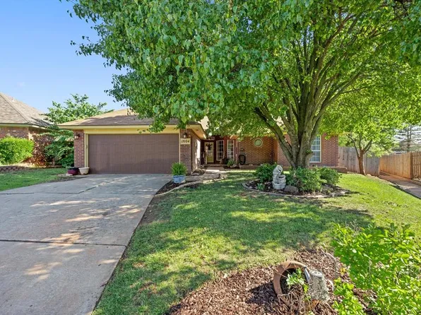 1804 Dodge Trl, Edmond, OK 73003