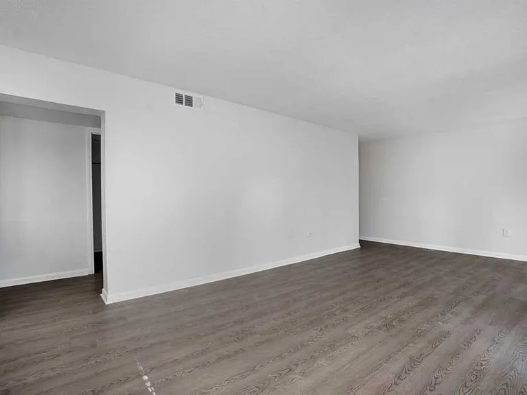 The Greens on 5th — Photo 4