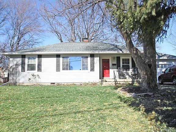 3rd image of 640 Poplar St
