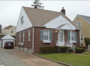 4620 195th St #HOUSE, Flushing, NY 11358