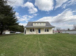 609 N Maple St, Veedersburg, IN