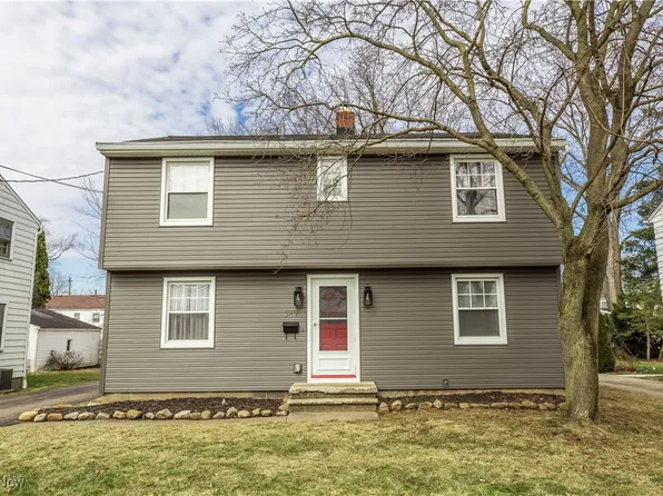 589 Mull Ave, Akron, OH 44313