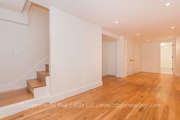 Rented by Copperwood Real Estate | media 14