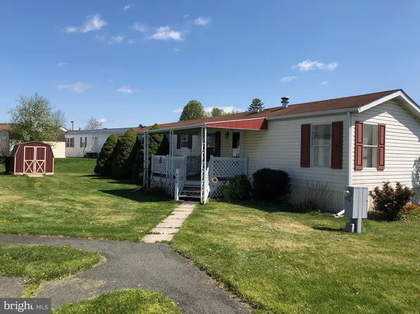 404 Allenbrook Ln, Reading, PA 19606