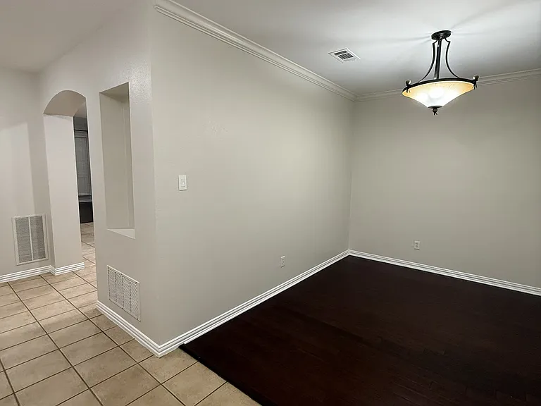 3817 Appleton Ln — Photo 7