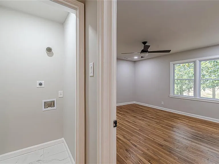 1624 Dodson Dr SW — Photo 34