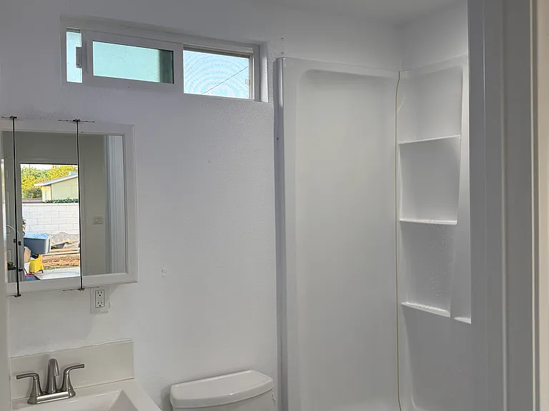 808 S 10th St — Photo 7