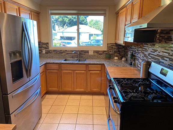 5th image of 3 Camellia Ct