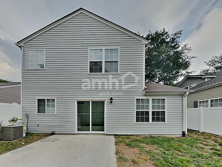 8914 Meadowmont View Dr — Photo 19
