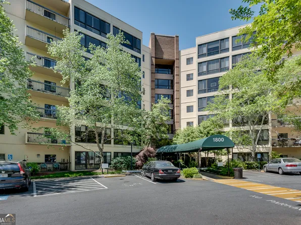 1800 Clairmont Lake A623, Decatur, GA 30033