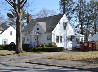 20 Brewster Rd, Brockton, MA 02301