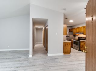 705 N Thompson Dr #4, Madison, WI 53704