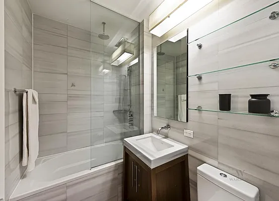 Rented by Warburg | media 16