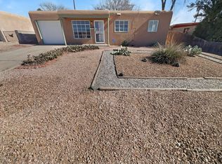 1110 Gretta St NE, Albuquerque, NM 87112