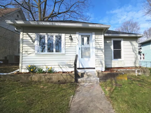 223 Vance St, Crawfordsville, IN 47933