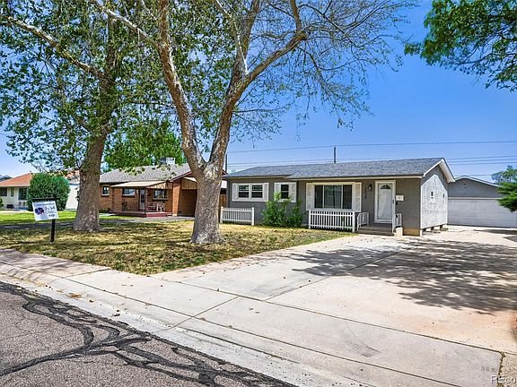2nd image of 2036 Sherwood Lane