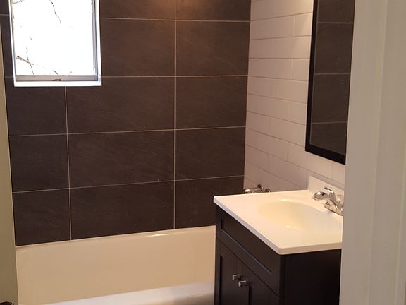 2nd image of 557 E 21st St APT 3A